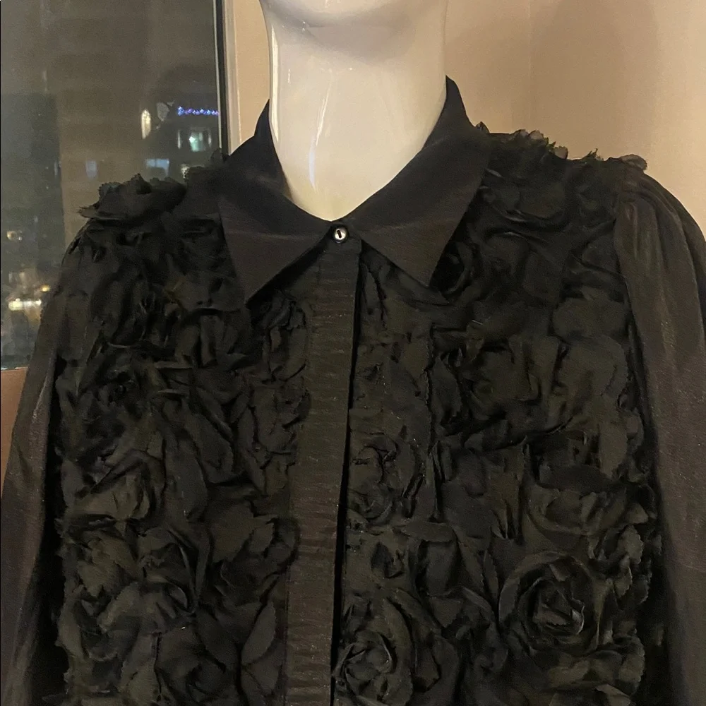 YAS Black Top Textured Floral Top 10 - Picture 3 of 13